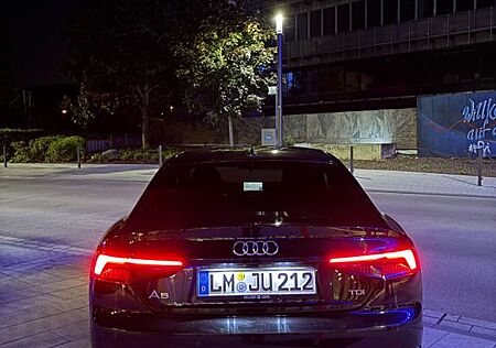 Audi A5 3.0 TDI Scheckheft gepflegt& Virtual cockpit