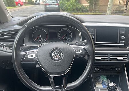 VW Polo Volkswagen 1.6 TDI SCR 70kW Highline Highline