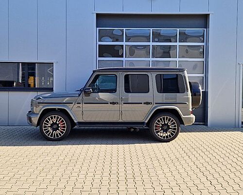 Mercedes-Benz G63 I MY26 I Carbon I TV I A22 I Red