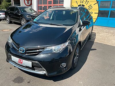 Toyota Auris Touring Sports 1.8 Hybrid Automatik AHK