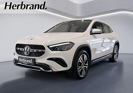 Mercedes-Benz GLA 250 e Progressive Panorama Memory Burmester