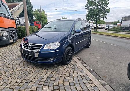 VW Touran Volkswagen Highline