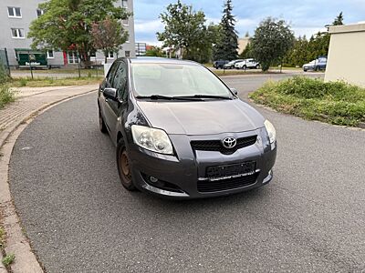 Toyota Auris Sol