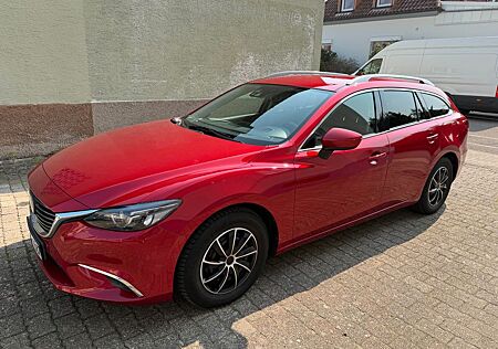 Mazda 6 2.2 SKYACTIV-D 175 i-ELOOP Sports-L. AT Sp...