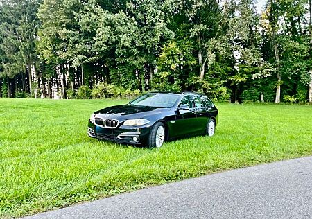 BMW 530d Touring A Luxury Line Luxury Line