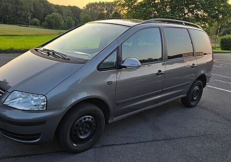 VW Sharan Volkswagen 2.0TDI Trendline Trendline