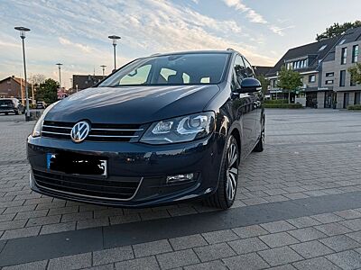 Volkswagen Sharan 2.0 TDI  135kW DSG Top Austattung