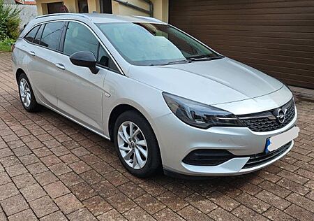 Opel Astra ST 1.2 Di Inj Turbo 81kW Design & Tech...