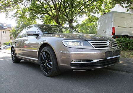 VW Phaeton Volkswagen V6 TDI 5-Sitzer 4Motion