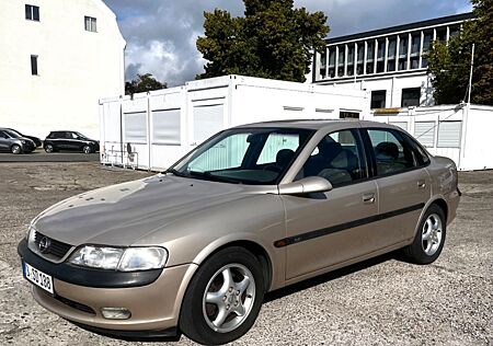 Opel Vectra 2.5 V6 CD Automatik/Klima