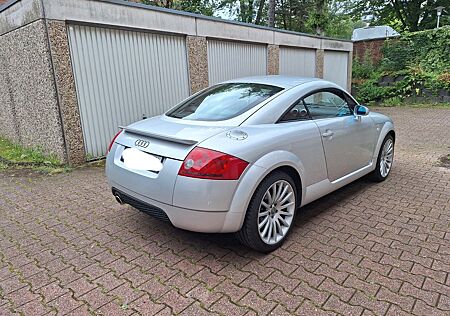 Audi TT Coupe 1.8T -