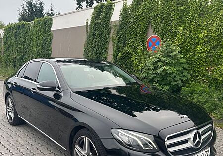 Mercedes-Benz E 220 d AVANTGARDE Autom. AVANTGARDE