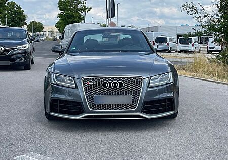 Audi RS5 4.2 FSI S tronic quattro -