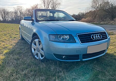 Audi A4 Cabrio 8H 2.5TDI Autom orig. 92 Tkm TÜV 04/27