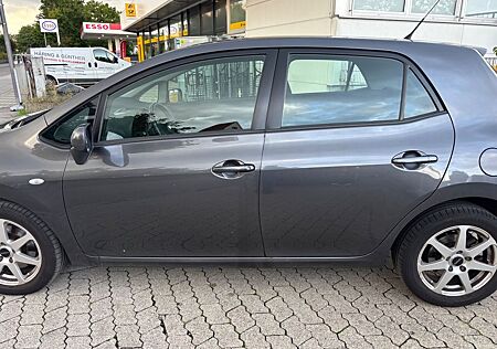 Toyota Auris Luna 2,0