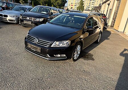 VW Passat Variant Volkswagen Highline BlueMotion 4Motion*AUTOM