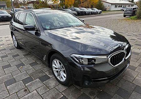 BMW 520d xDrive Touring Aut AHK StandHzg