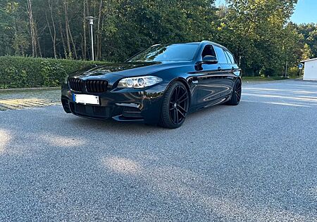 BMW 535d xDrive M-Paket *STDHZ*Carplay*HUD*20Zoll*