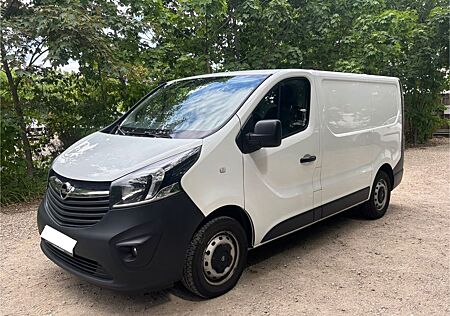 Opel Vivaro 1.6 CDTI BITURBO Klima Navi TÜV Neu