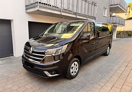 Renault Trafic Combi L2H1 Life 9-Sitzer