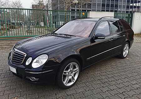 Mercedes-Benz E 500 4MATIC T AVANTGARDE Avantgarde