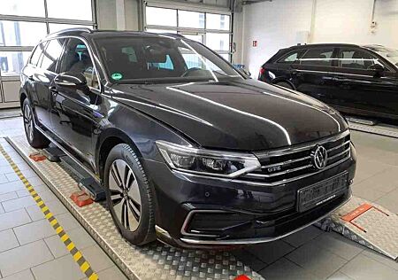 VW Passat Variant Volkswagen GTE 1.4 TSI Pano Navi LED ergo AH