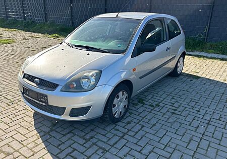 Ford Fiesta 1,4 16V Fun EST Tüv neu