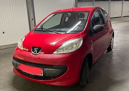 Peugeot 107 Petit Filou 70 Petit Filou