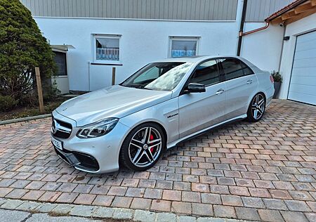 Mercedes-Benz E 63 AMG E 63 S AMG - Designo