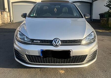 VW Golf Volkswagen 2.0 TDI GTD Sport