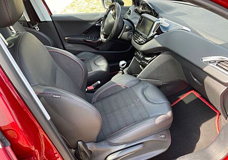 Peugeot 208 1.6 Allure BlueHDi 120 STOP & START AllureGT