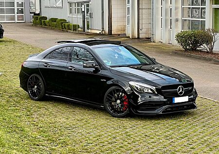 Mercedes-Benz CLA 45 AMG 4MATIC