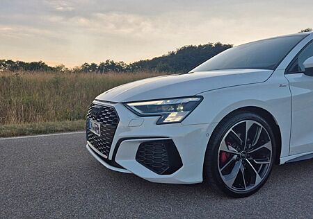 Audi A3 40 TFSI S tr. quattro S line Limousine S line