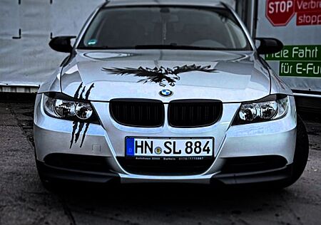 BMW 320i touring -