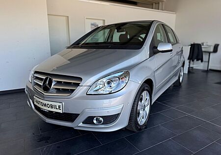 Mercedes-Benz B 200 *ELKTR. FENSTER*KLIMA*PDC*NAVI*SITZHEIZUNG