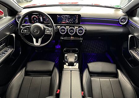 Mercedes-Benz A 180 SPORTPAKET PROGRESSIVE NAVI MBUX LED LEDER