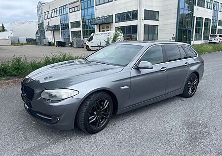 BMW 525 3.0 TDI Aut. Pano. Leder. Vollausst. TÜV 5/2