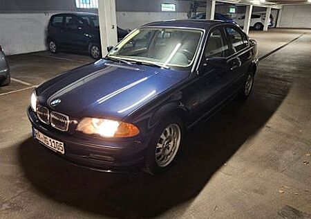 BMW 320i E46 / Garagenfahrzeug / Top Zustand!