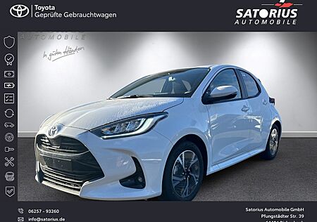 Toyota Yaris Hybrid Teamplayer LED Apple CarPlay Androi