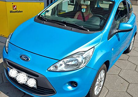 Ford Ka Trendline: Rentnerfahrzeug, TÜV NEU
