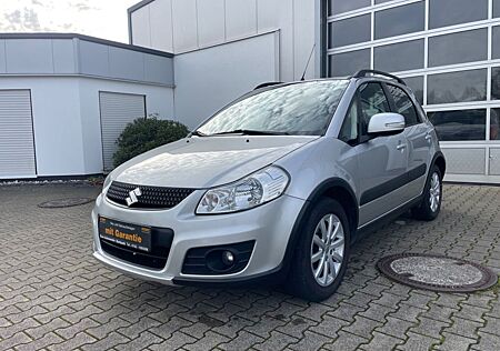 Suzuki SX4 Style*NAVI*SHZ*