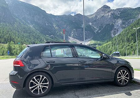 VW Golf Volkswagen 1.6 TDI SCR Comfortline Comfortline