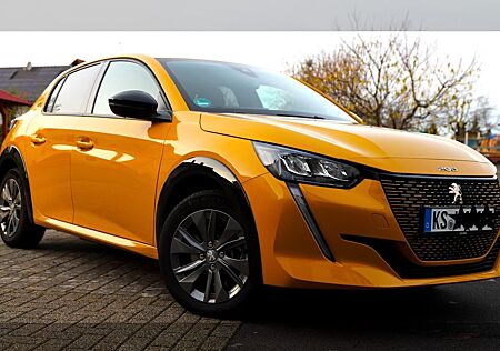Peugeot e-208 Allure, 24899km, EZ 12.2022