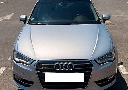 Audi A3 3,5 TDI S line /WENIG KM/KAMERA/18ZOLL/