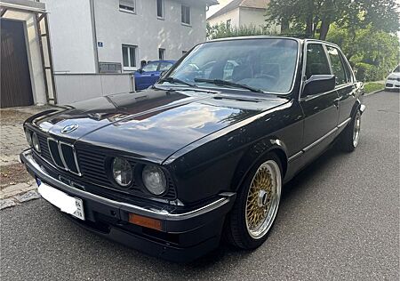 BMW 325