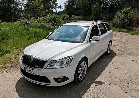 Skoda Octavia 2.0 TDI DSG RS Combi RS,unfallfrei,