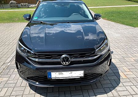 VW Taigo Volkswagen 1.0 TSI OPF mit Winterreifen