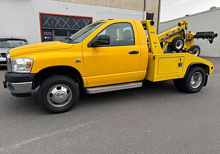 Dodge RAM 6.7Diesel*Abschleppwagen*Hubbrille-Kranmille