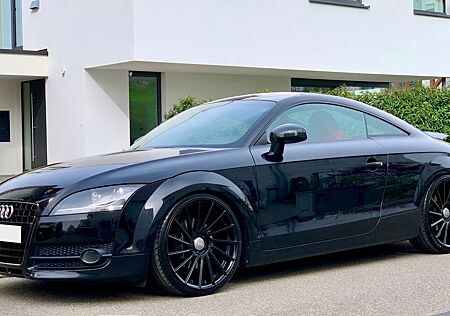 Audi TT 8J Coupé 2.0 TFSI BOSE XENON LEDER 20 Zoll KW