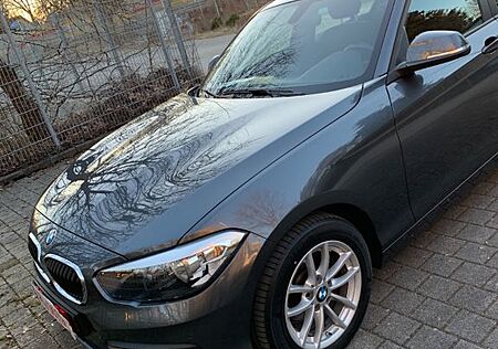 BMW 118i Advantage Advantage